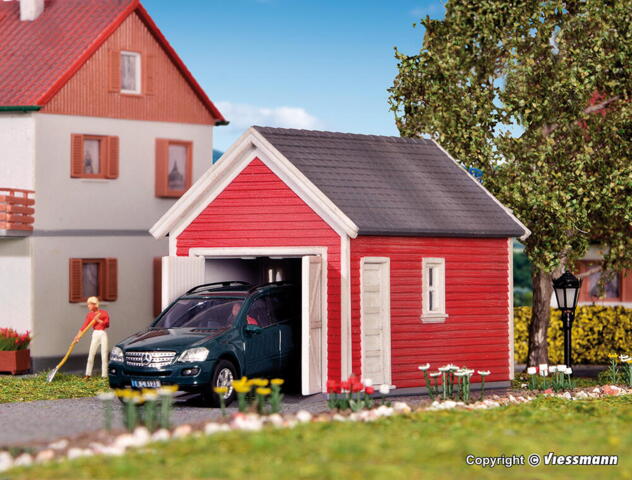 Udhus eller lille garage. Kibri38150.